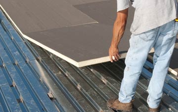benefits of insulating East Hartford flat roofing